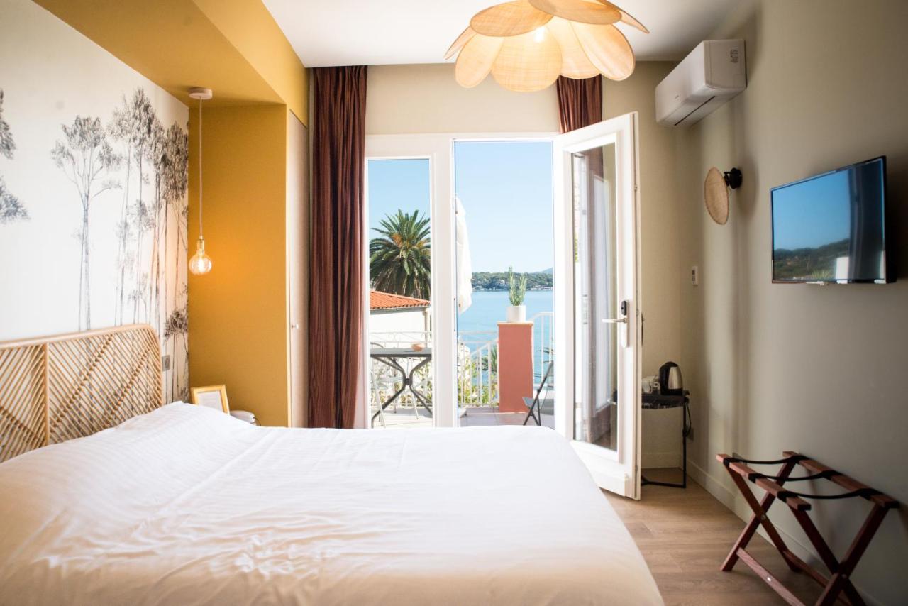 Les Galets Hotel Et B&B Bandol Exterior foto
